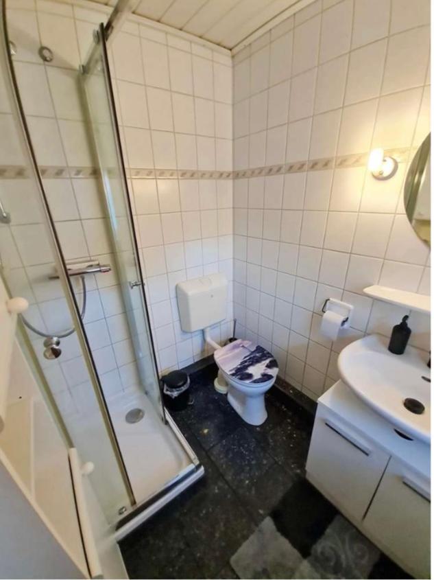 Meerhaus Hieve Emden Esterno foto